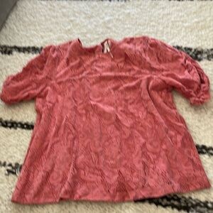 Anthropologie salmon lacy 3/4 sleeve top size s
